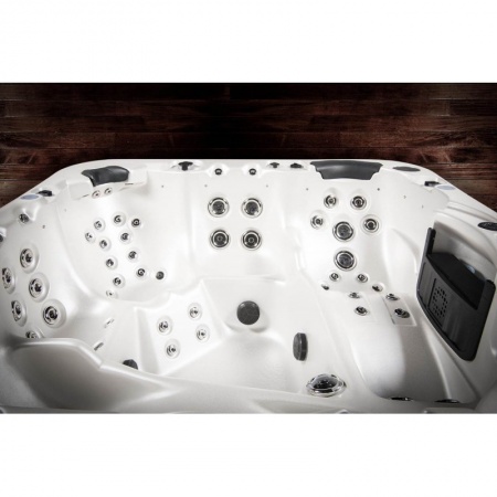Гидромассажный спа-бассейн Vortex Spas Nitro Гидромассажный спа-бассейн Vortex Spas Nitro